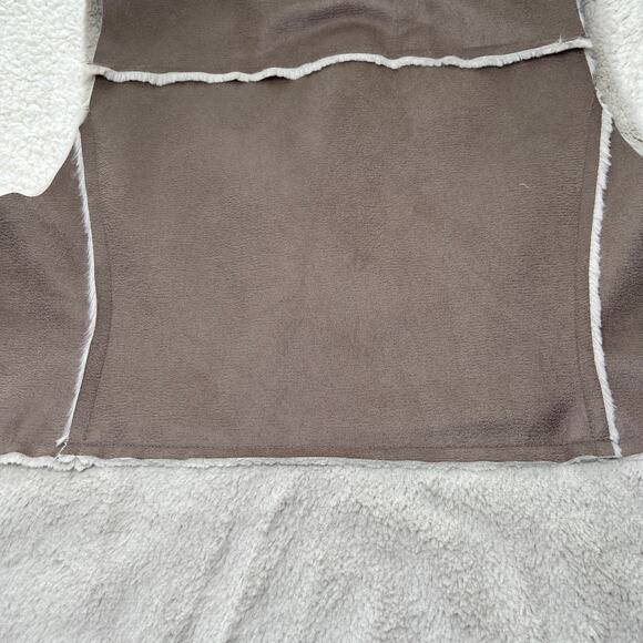 Chico's Faux Suede Brown Beige Patchwork Vest Size 2 - Picture 9 of 11